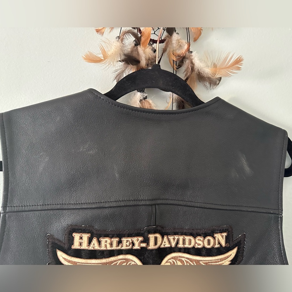 Harley Davidson Motorcycle Size Vest Large Black Genuine Leather Snap Front - Picture 11 of 15